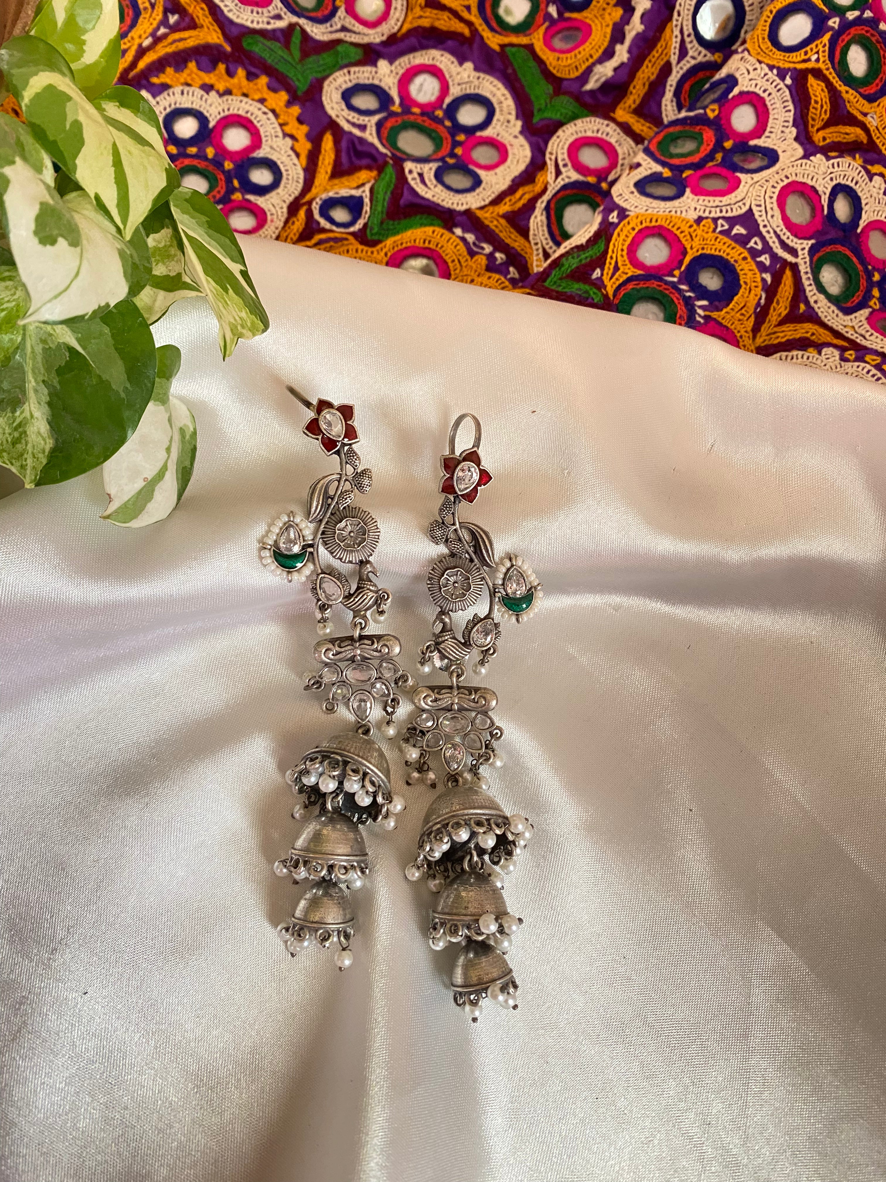 Mrudula Ear Cuff