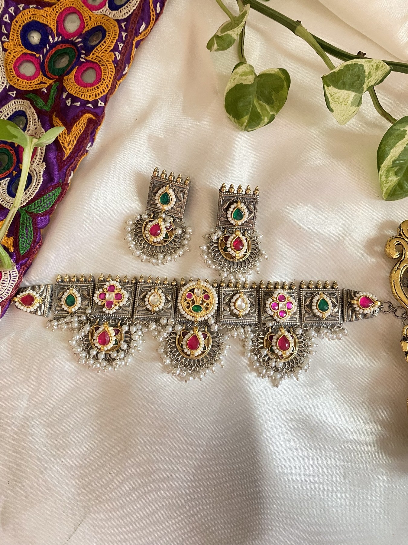 Disha Choker - handcrafted traditional necklace by Aabhushan Jewellery