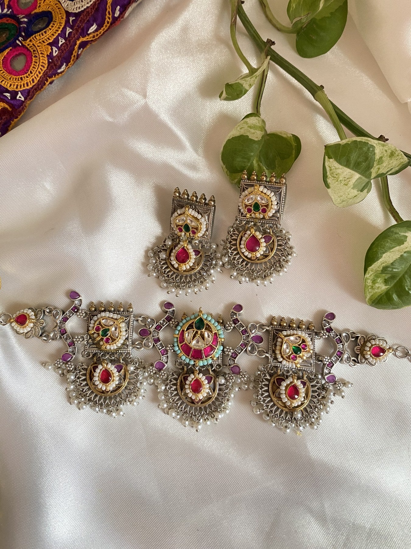 Kamal Choker - handcrafted traditional necklace by Aabhushan Jewellery