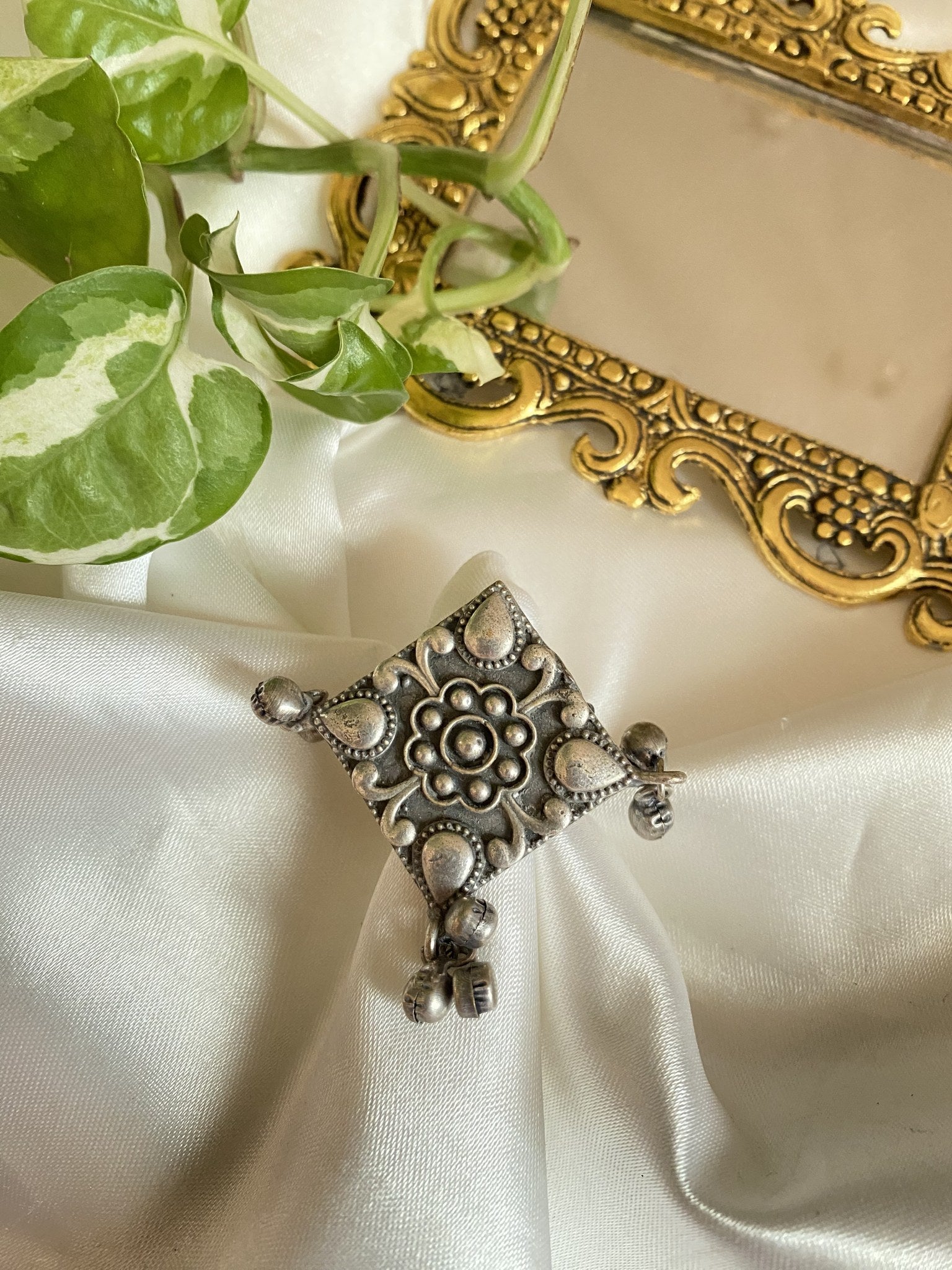 Kashvi Ring - handcrafted brass jewellery by Aabhushan