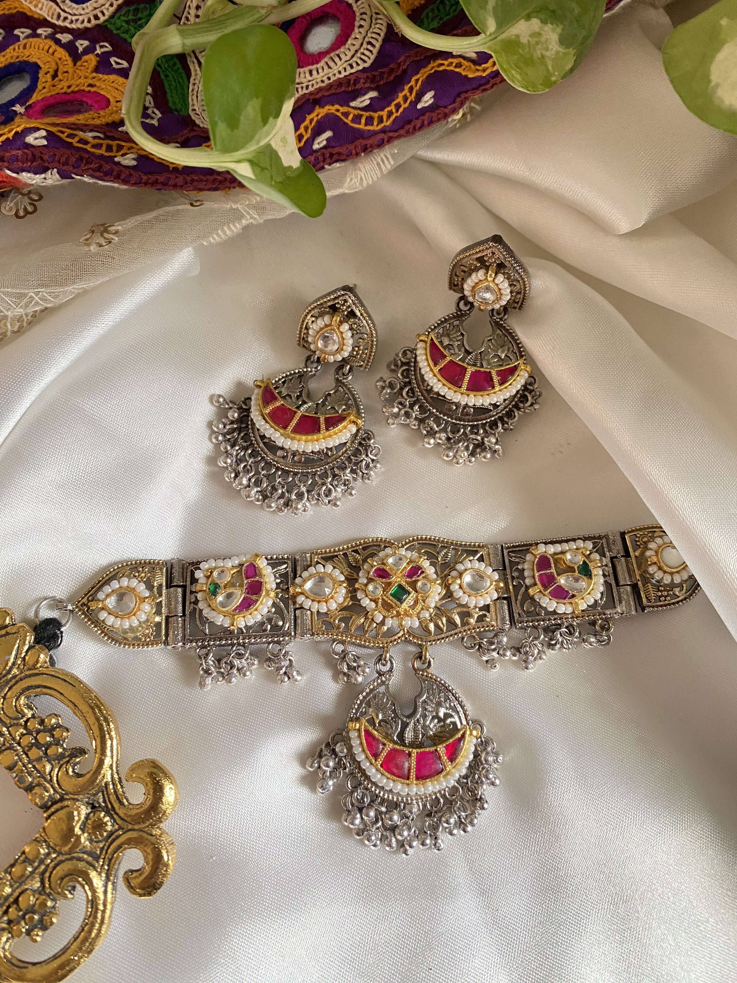 Kruti Choker - handcrafted traditional jewellery by Aabhushan Jewellery