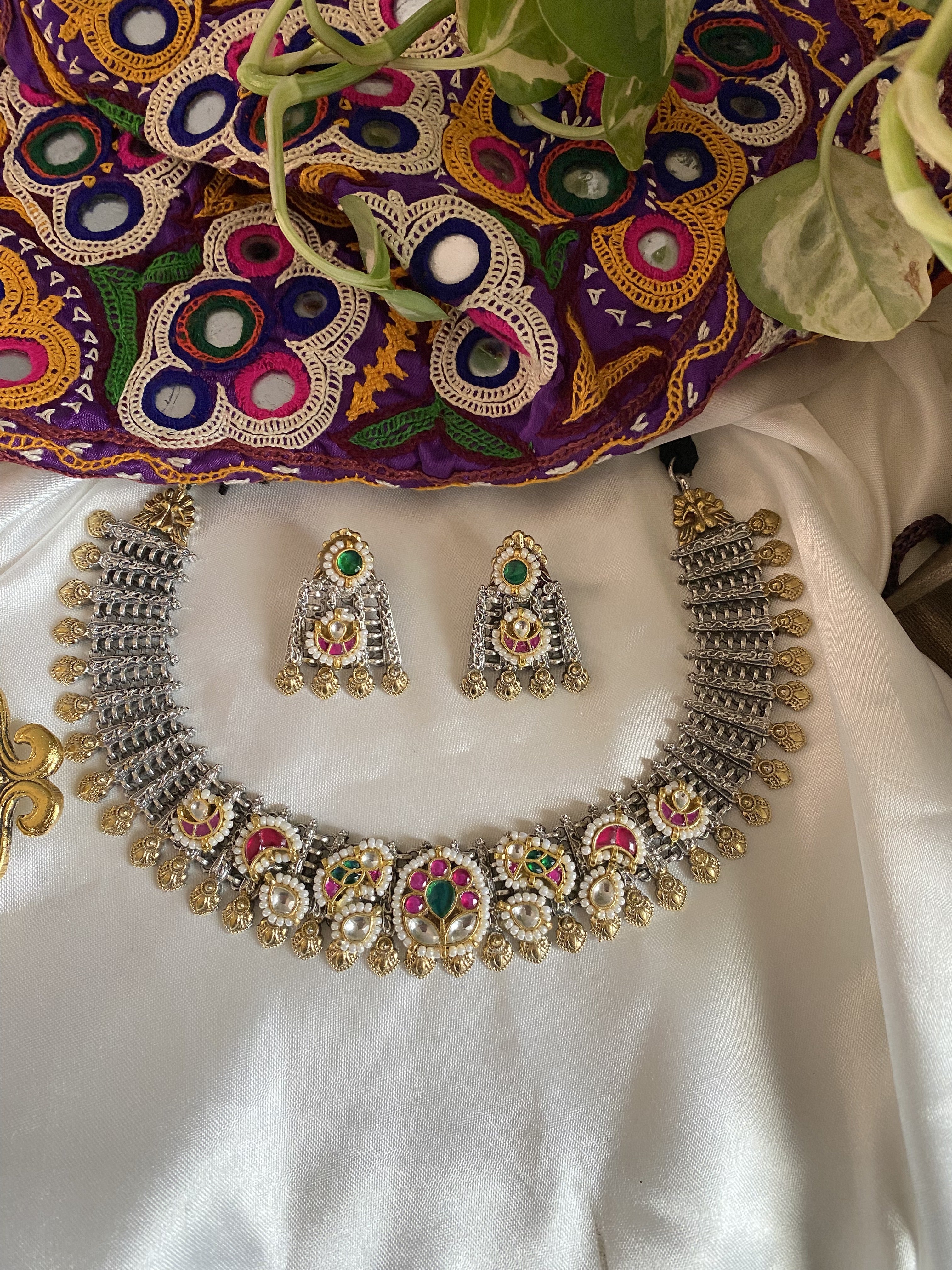 Manasvi Necklace - handcrafted traditional jewellery by Aabhushan Jewellery